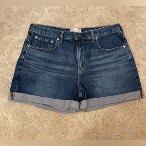 Everlane relaxed Jean short - size 32 - worn once